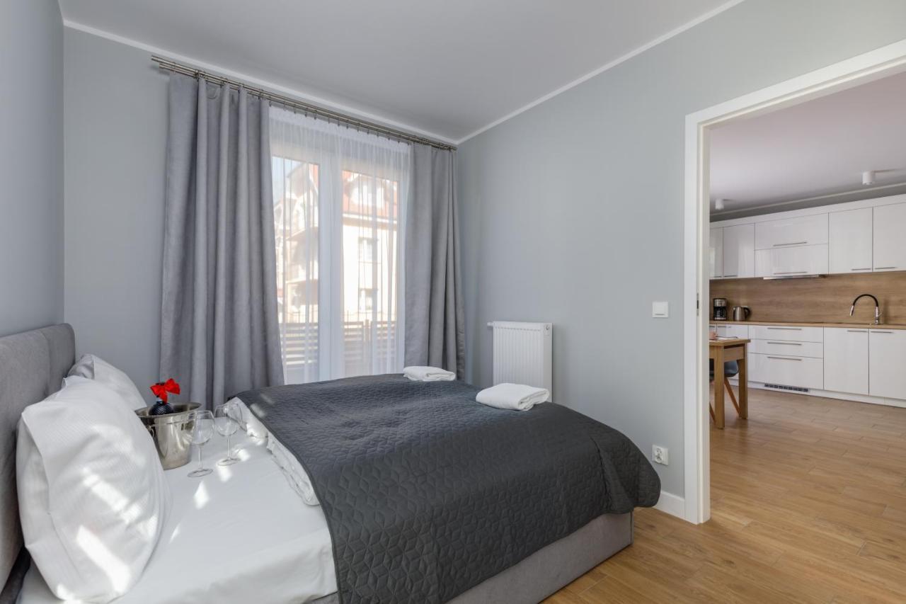 Apartment With Parking 500 M From The Sea By Noclegi Renters Międzywodzie 外观 照片